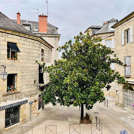 Les 4 Saisons - Centre Historique Brive Appartement Buitenkant foto